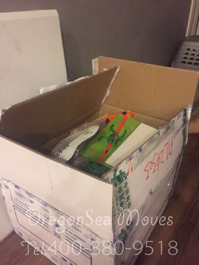 成都市怎样托运到美国，国际邮寄收费怎样？