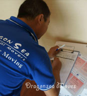 国际搬运公司根据唛头编号填写物品装箱清单